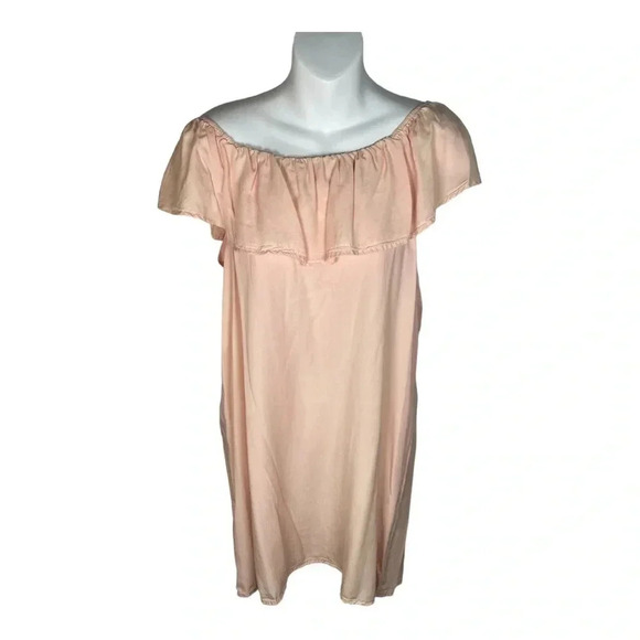 Glam Off The Shoulder Dress‎ 👗 - Picture 1 of 5